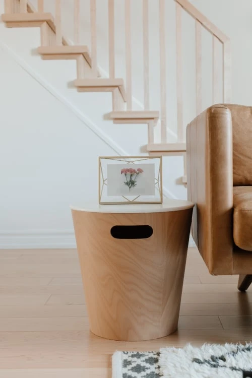 Umbra Pêle-mêle Photos Cadre Photo Mural Ou à Poser En Métal Couleur Laiton Doré - 13x18cm 7 Umbra Pêle-mêle Photos Cadre Photo Mural Ou à Poser En Métal Couleur Laiton Doré - 13x18cm – Image 6