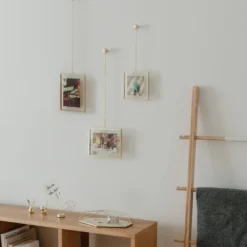 Umbra Cadres Et Albums Photos Lot 3 Cadres à Suspendre, Un 10x10, Deux 10x15 Doré -Papiers peints Soldes lot 3 cadres a suspendre un 10x10 deux 10x15 dore 3